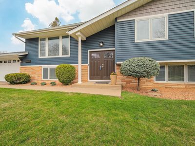 10631 Utica Rd, Bloomington, MN, 55437