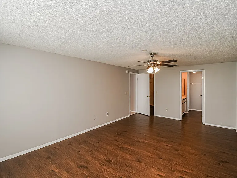 2921 Andy Ct — Photo 11