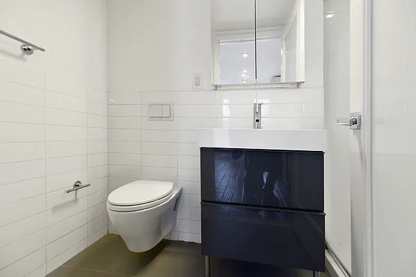 Rented by J Misrahi Realty Corp | media 24