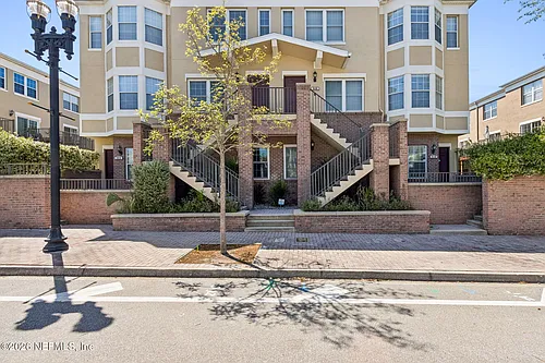 506 N Liberty St Photo 1