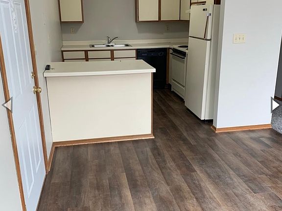 2nd image of 9633 Bagly Dr