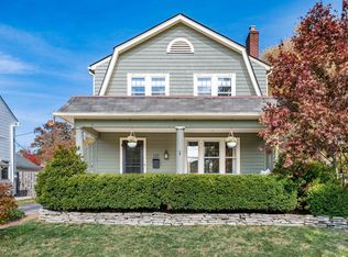 110 Dunedin Rd, Columbus, OH 43214