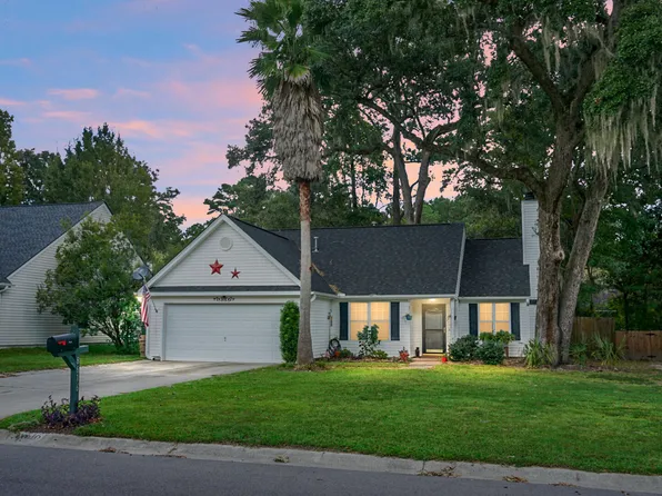 8616 Hickory Creek Ln, North Charleston, SC 29420