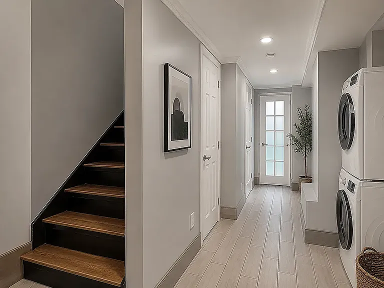 58 Leroy St #1F — Photo 8