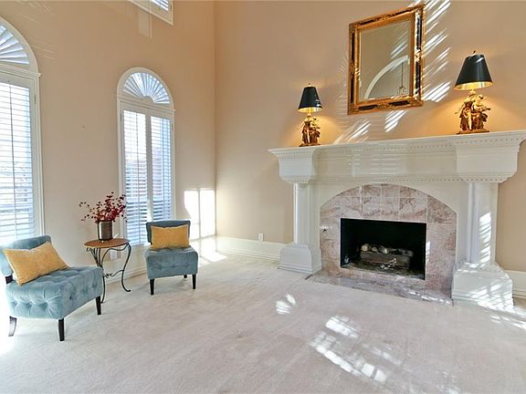 3rd image of 4947 Cape Coral Dr
