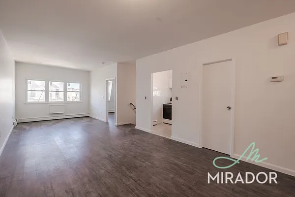 Rented by Mirador Real Estate | media 23