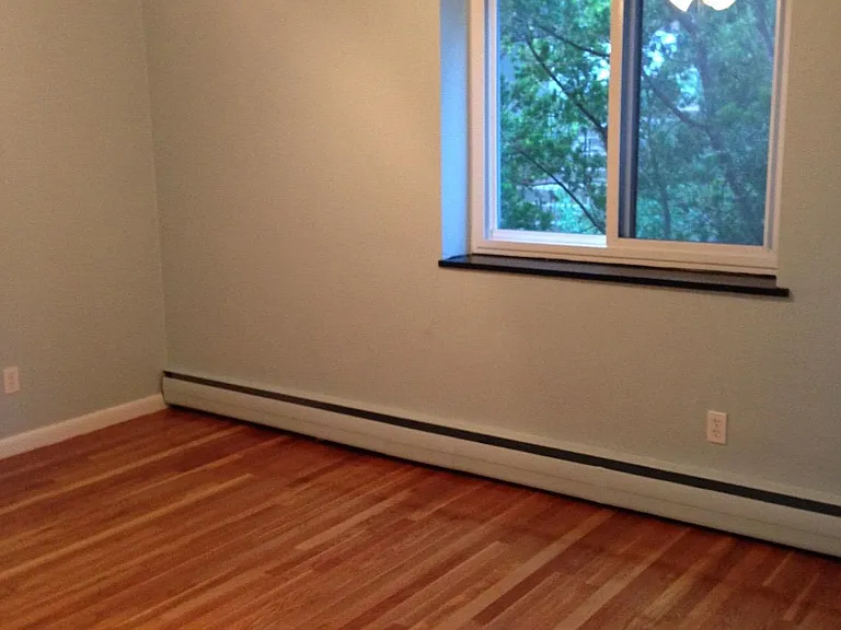 205 Kent St #18 — Photo 14