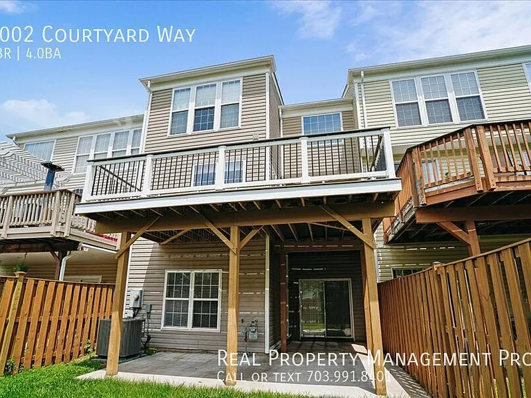 7002 Courtyard Way — Photo 5