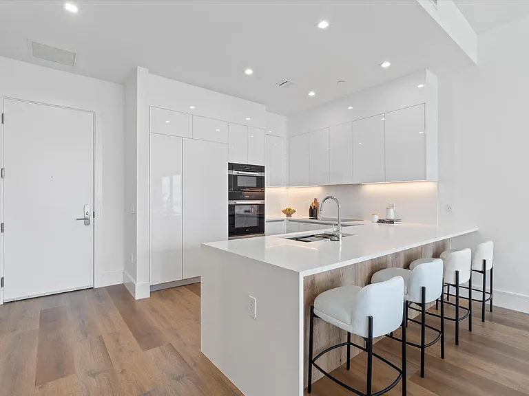 220 Lake Shore Dr #2305 — Photo 8