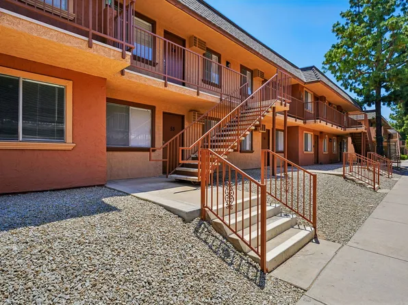 Parkhill Apts