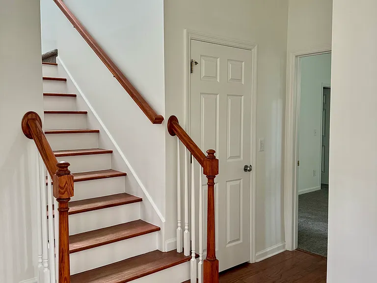 2476 Fulford Ct — Photo 13