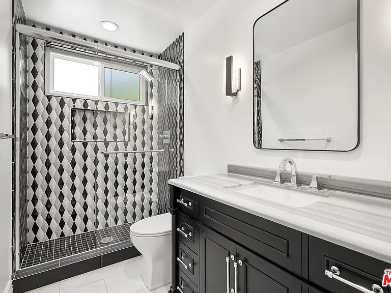 22405 Calipatria Dr — Photo 28