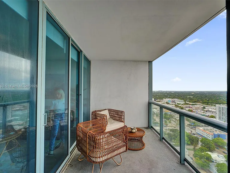 601 NE 36th St #2703 — Photo 34