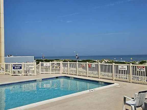 2nd image of 1900 Boardwalk Unit 503