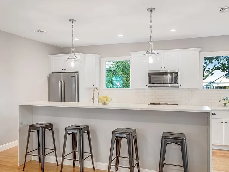 6 Greenleaf Ave #2 — Photo 6