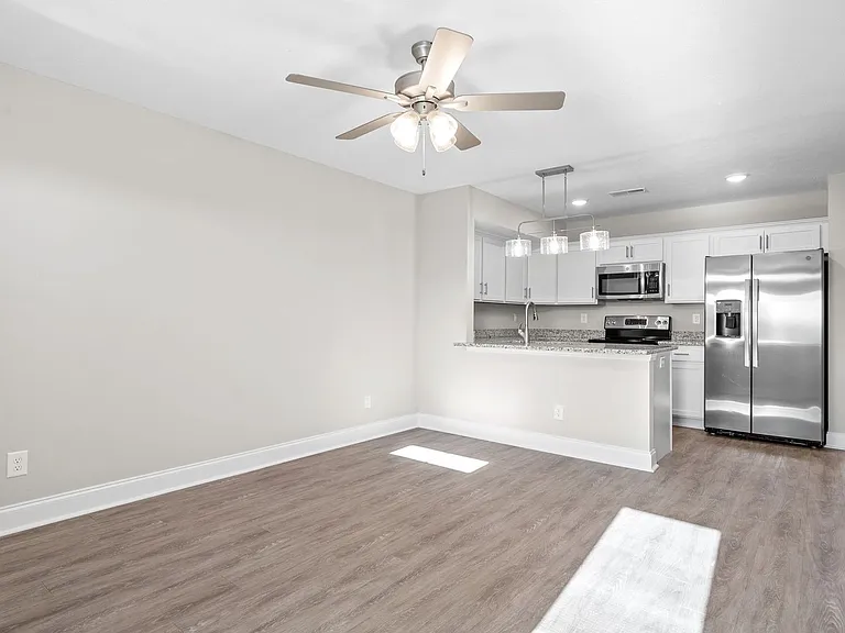 1000 Henry Place Blvd #603 — Photo 7