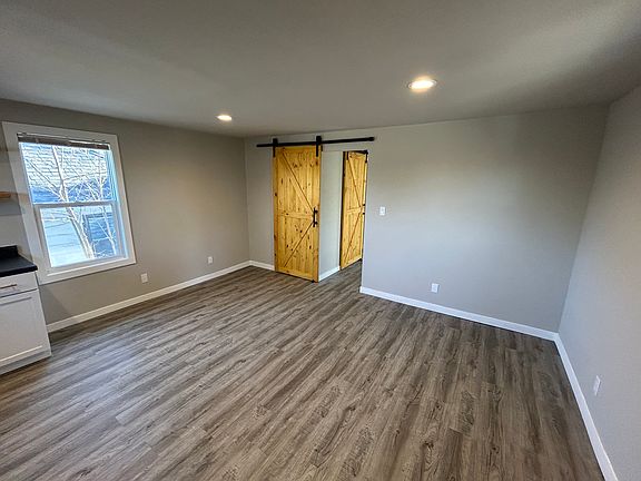 2nd image of 1313 Lincoln Ave #1/2