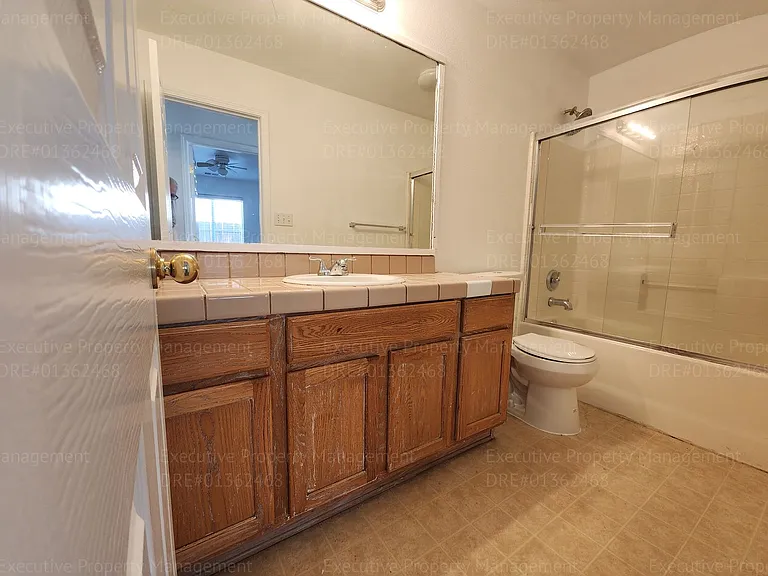 12115 Verdelho Ave — Photo 21