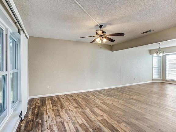 5th image of 2246 Villawood Ln