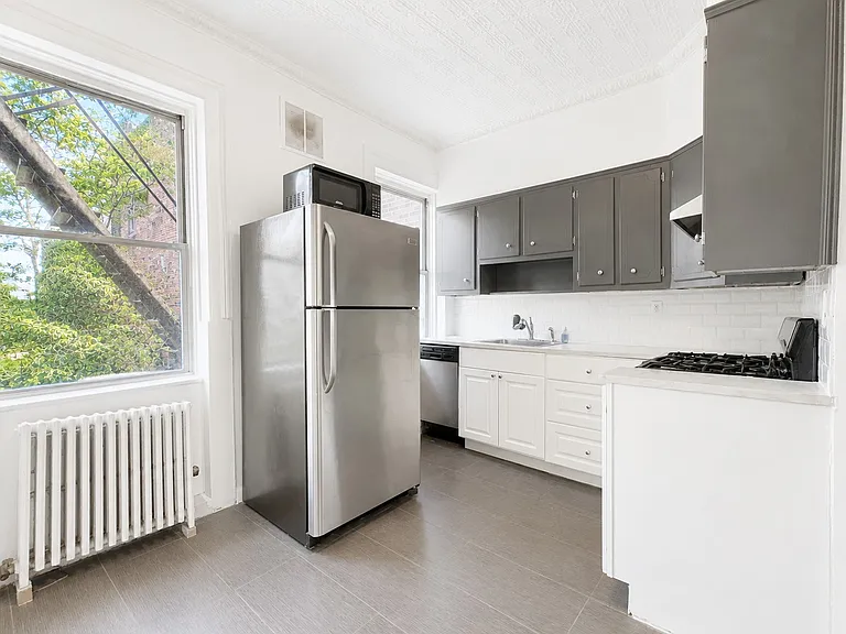 177 York St #2 — Photo 5