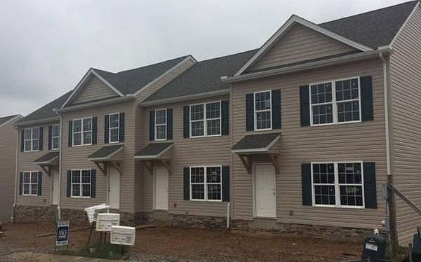 1st image of 6782 Village Green Dr