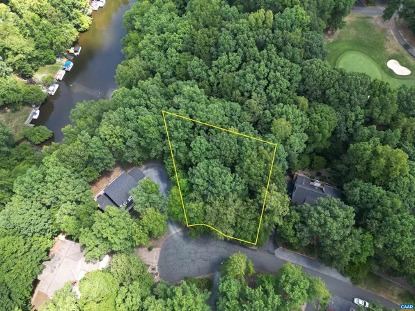 Brassie Ter, Palmyra, VA 22963