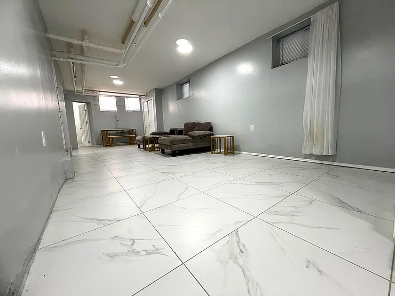 106 Romaine Ave #1 — Photo 13