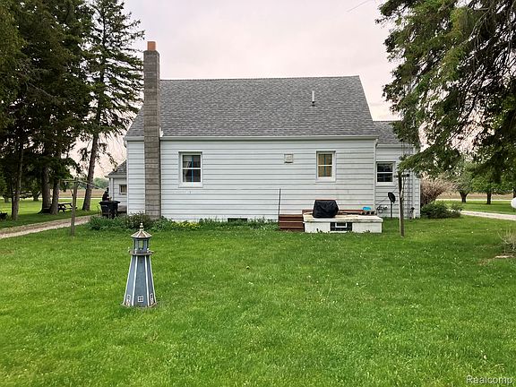 4th image of 5893 Cribbins Rd