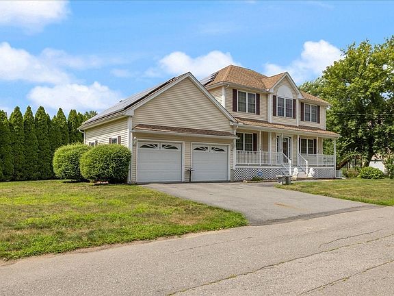 2nd image of 8 Hunter Ave