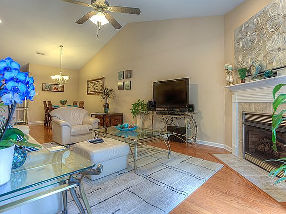 2nd image of 8760 Carriage House Way