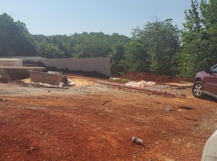 2 Coffee Rd, Forest, VA 24551