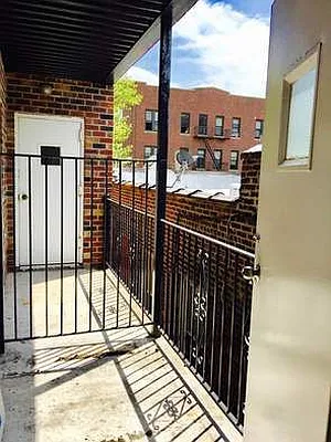 Rented by Axxess Realty Group | media 10