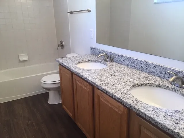 7722 Brunfield Dr — Photo 8