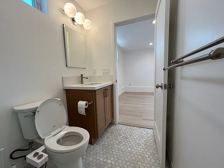 1775 Ridge View Dr — Photo 6