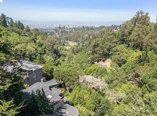 6045 Girvin Dr, Oakland, CA