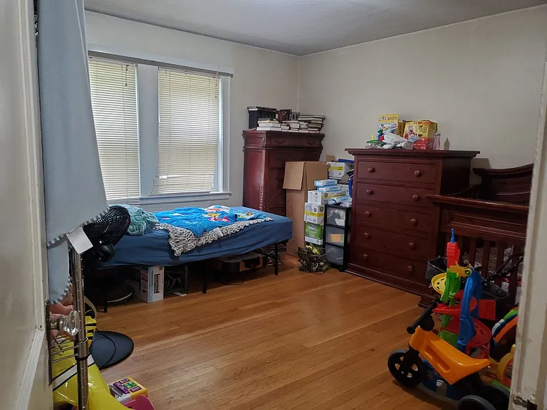 25 Wiltshire Rd #1 — Photo 5