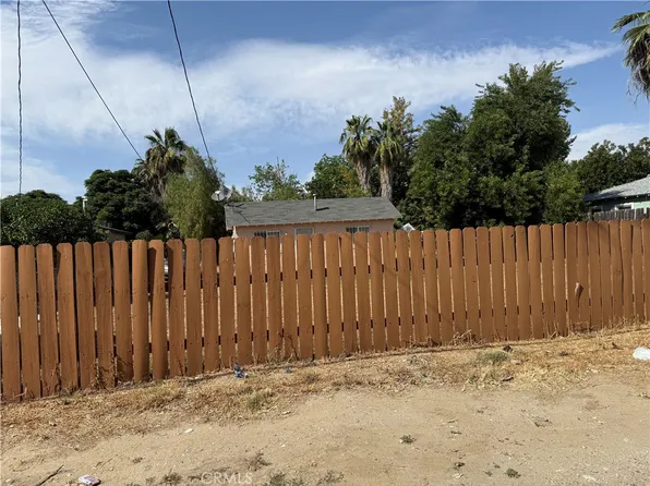 1284 E Laurelwood Dr, San Bernardino, CA 92408