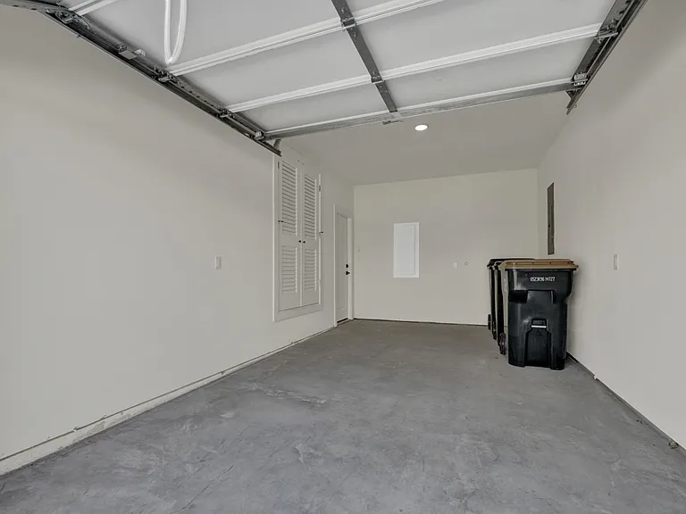 104 Creekside Trl #202 — Photo 12