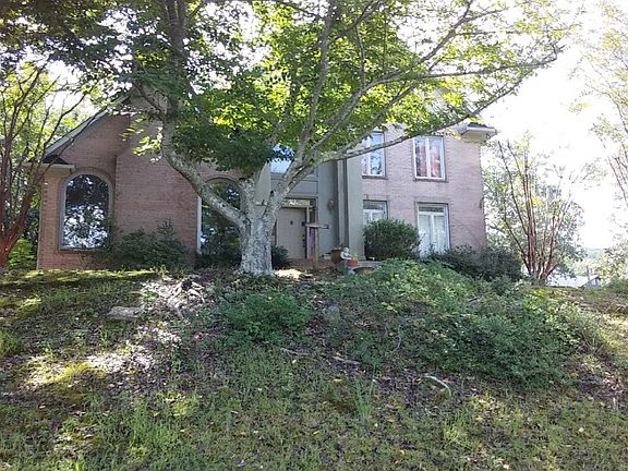 3rd image of 318 Delcris Ct