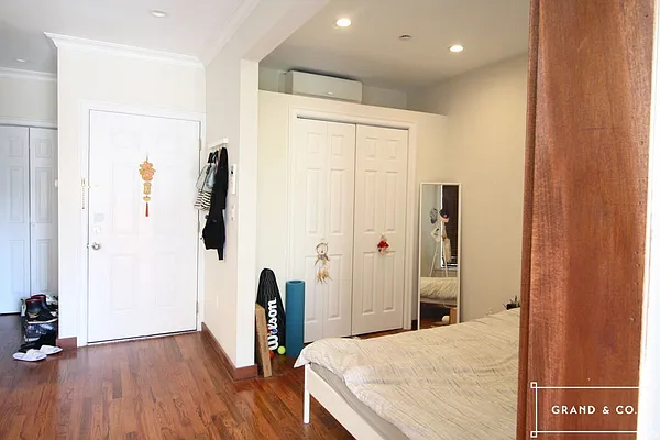 Rented by Grand & Co. | media 12