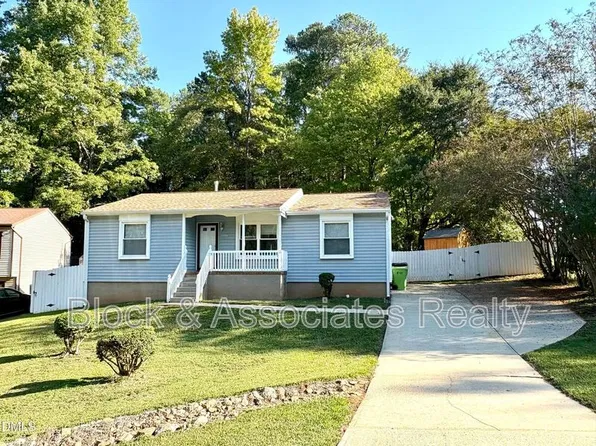 2600 Courier Ct, Raleigh, NC 27603