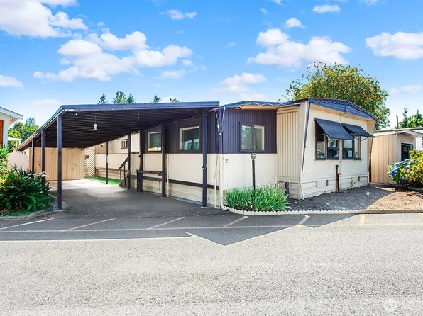 14322 Admiralty Way #125, Lynnwood, WA 98087