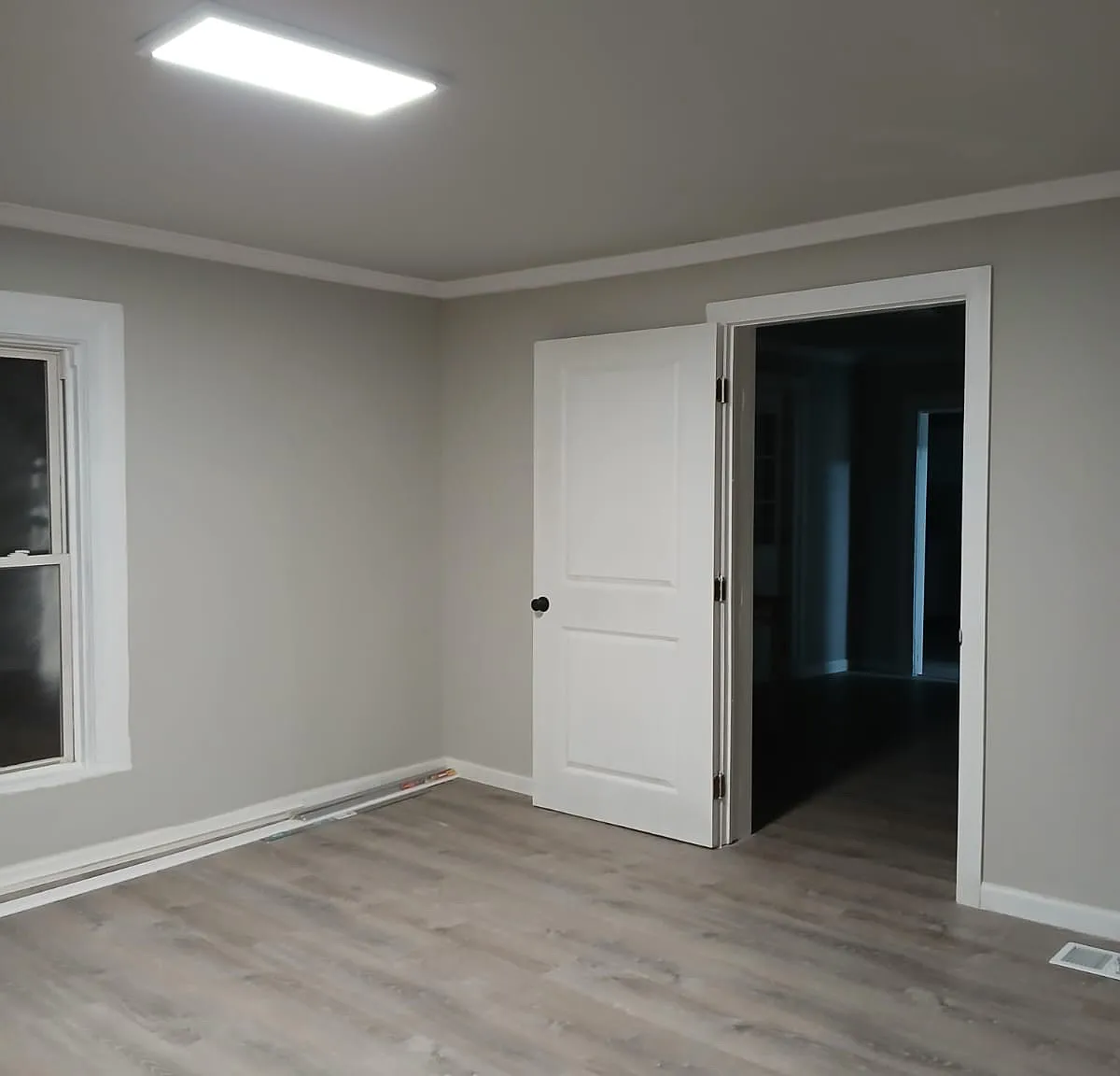3 bed, 1300 sqft, $1,600 — Photo 1