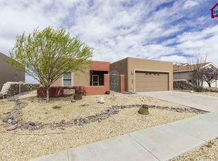 2445 Picacho Peak Vw, Las Cruces, NM 88011