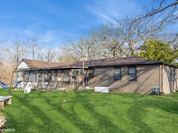 22470 W Lake Cook Rd, Deer Park, IL 60010