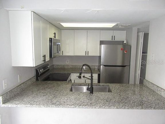 5th image of 13054 N 20th St