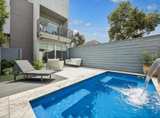 1808 Palm St, Houston, TX 77004