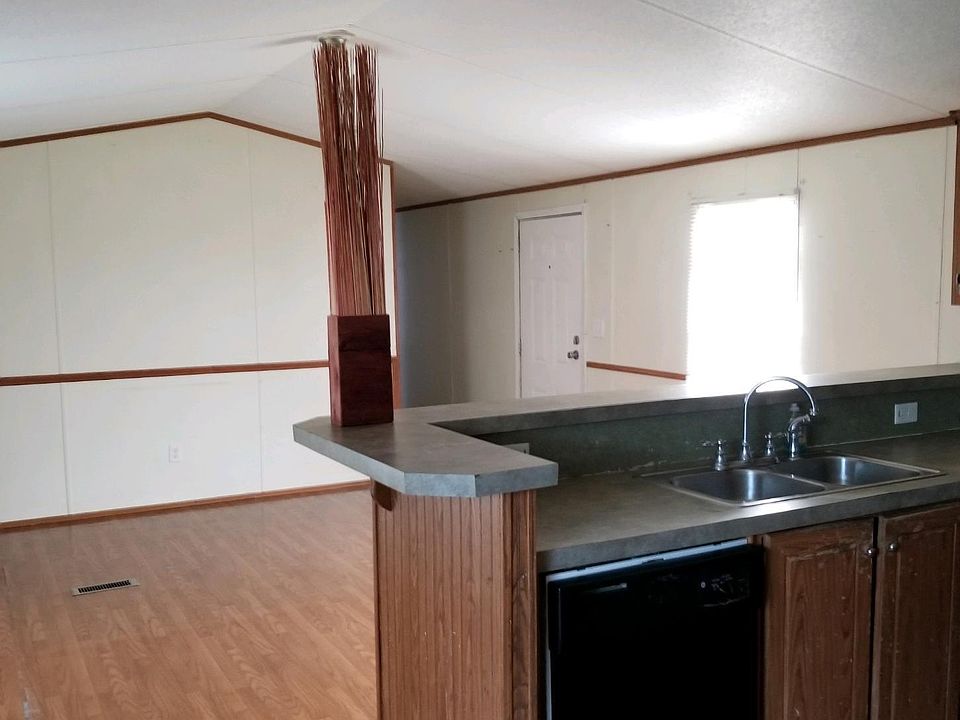 1st image of 360 Mozart Dr