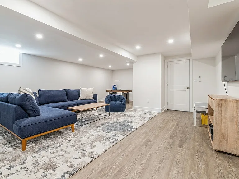 127 Highland Rd — Photo 16