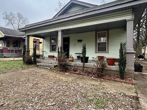 4th image of 771 Roanoke Ave
